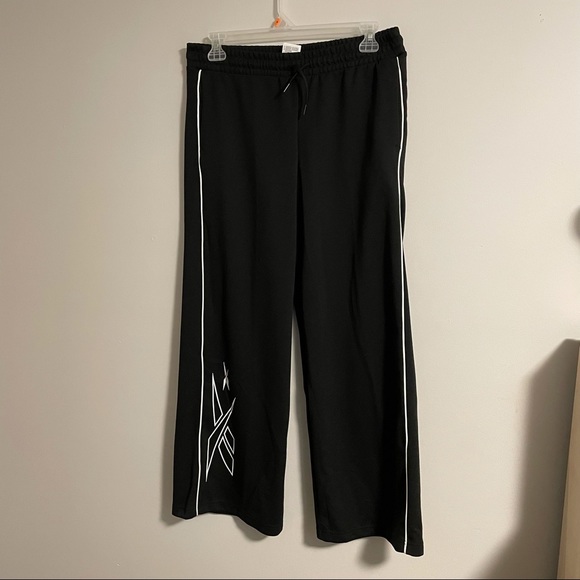 Reebok MYT Joggers (Size M) - Picture 3 of 6